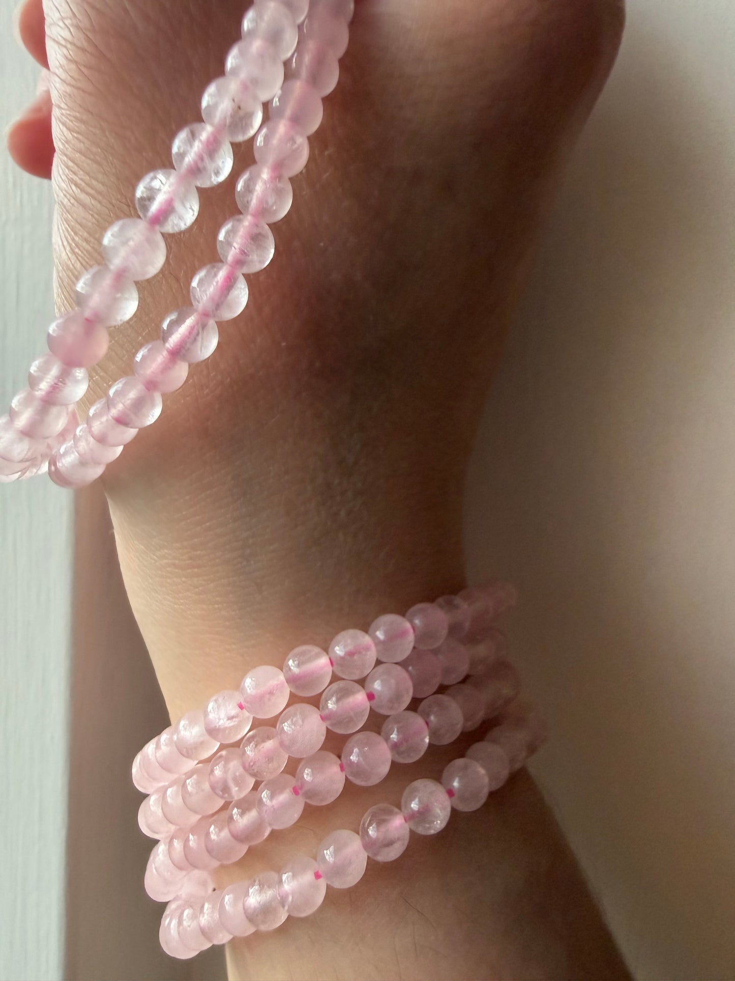 Rosenkvarts armbånd – 6 mm kuler 💖