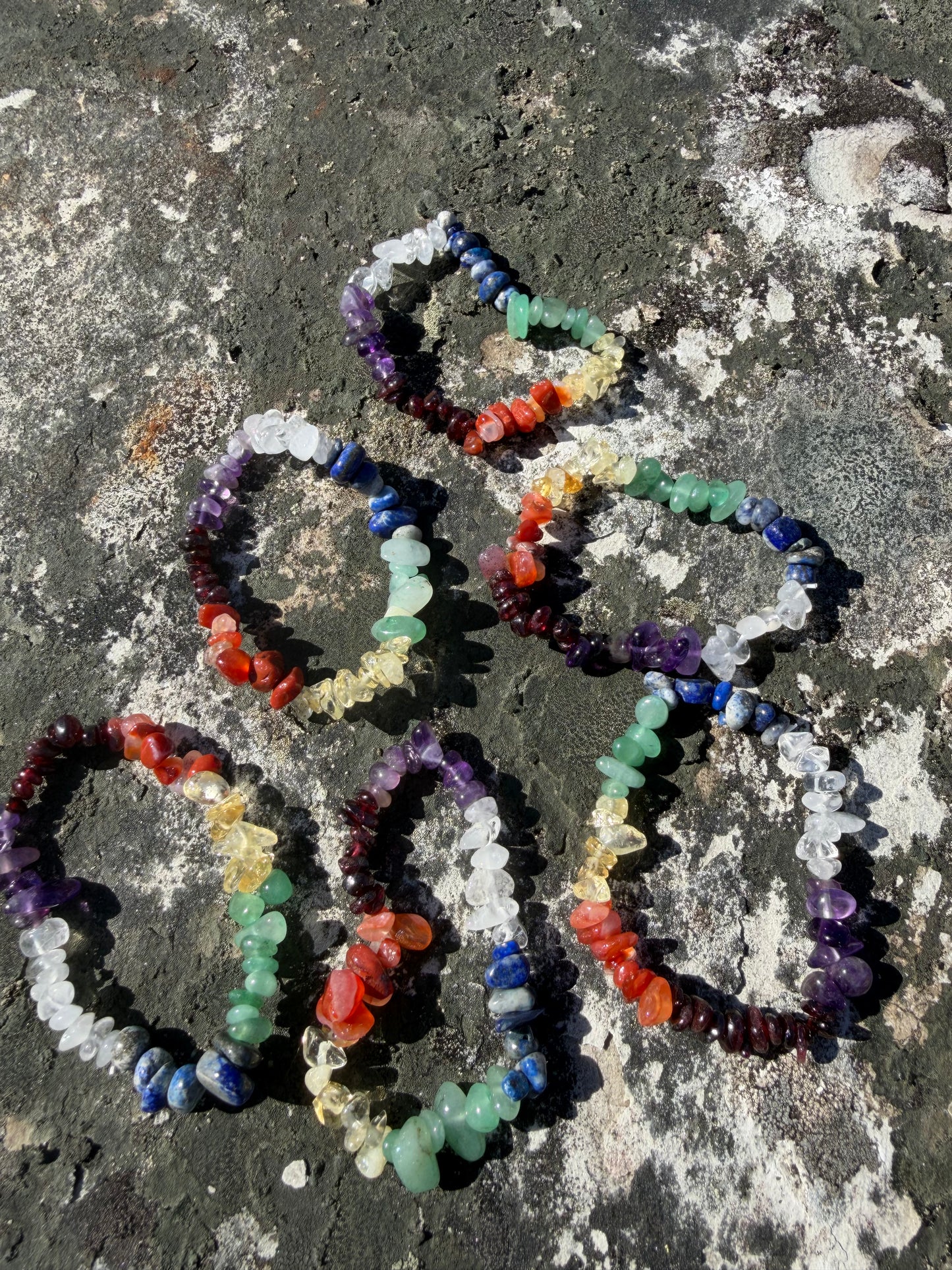 Chakra chips armbånd 🌈